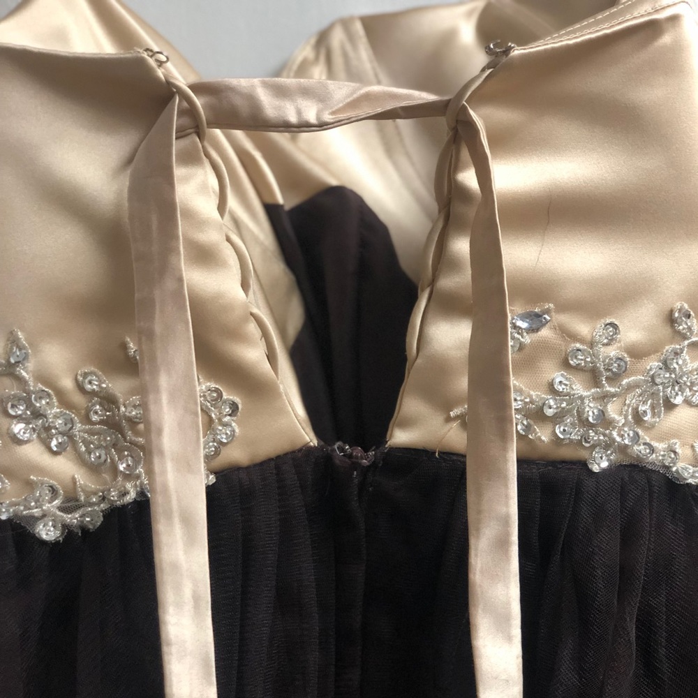 Formal Dress - Picture 4 of 4